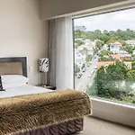 Bolton Hotel