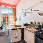 Seriously Cool City Pad!