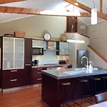 Spacious Wellington Family Oasis