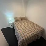 Comfy 2 Bedroom Flat, Close To City