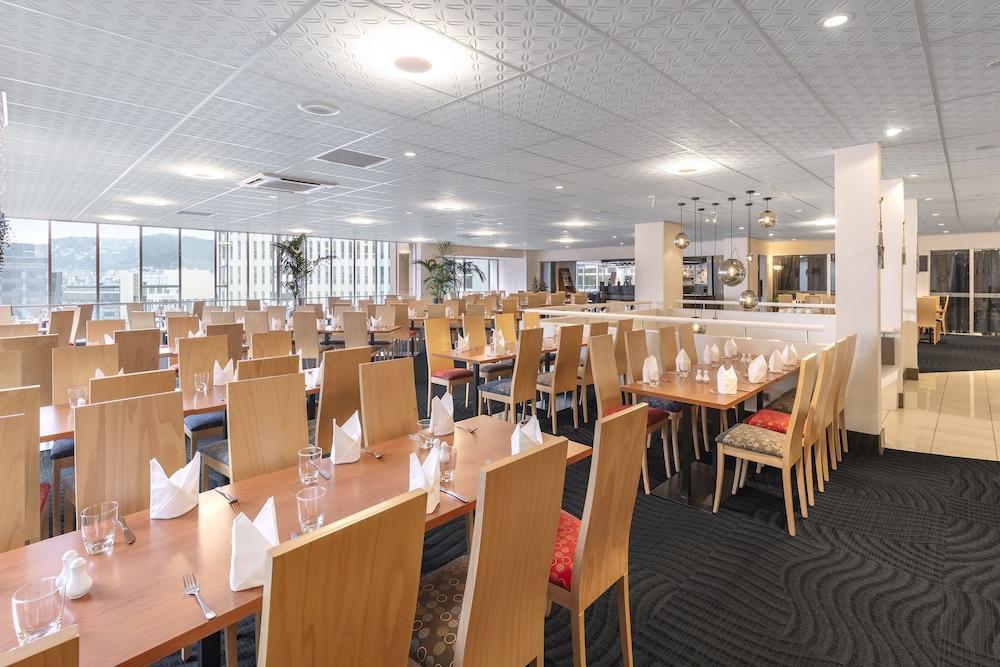 Cook Grand Chancellor 4* Wellington
