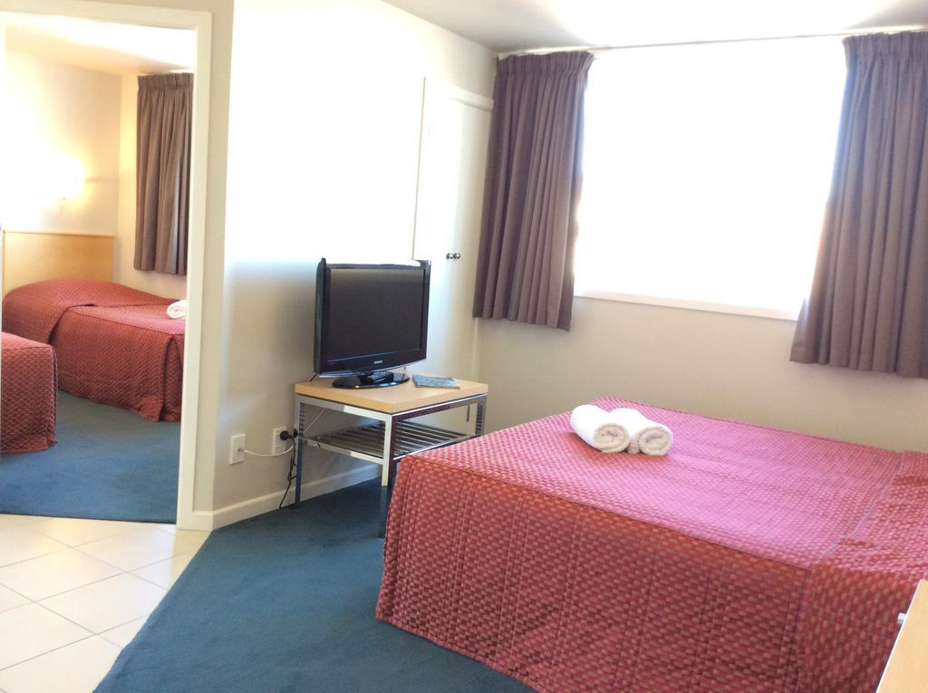Motel Capital View Motor - Free Parking 4*