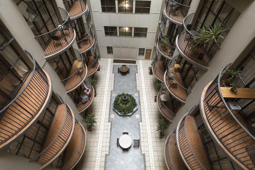 Aparthotel Quest Atrium Serviced