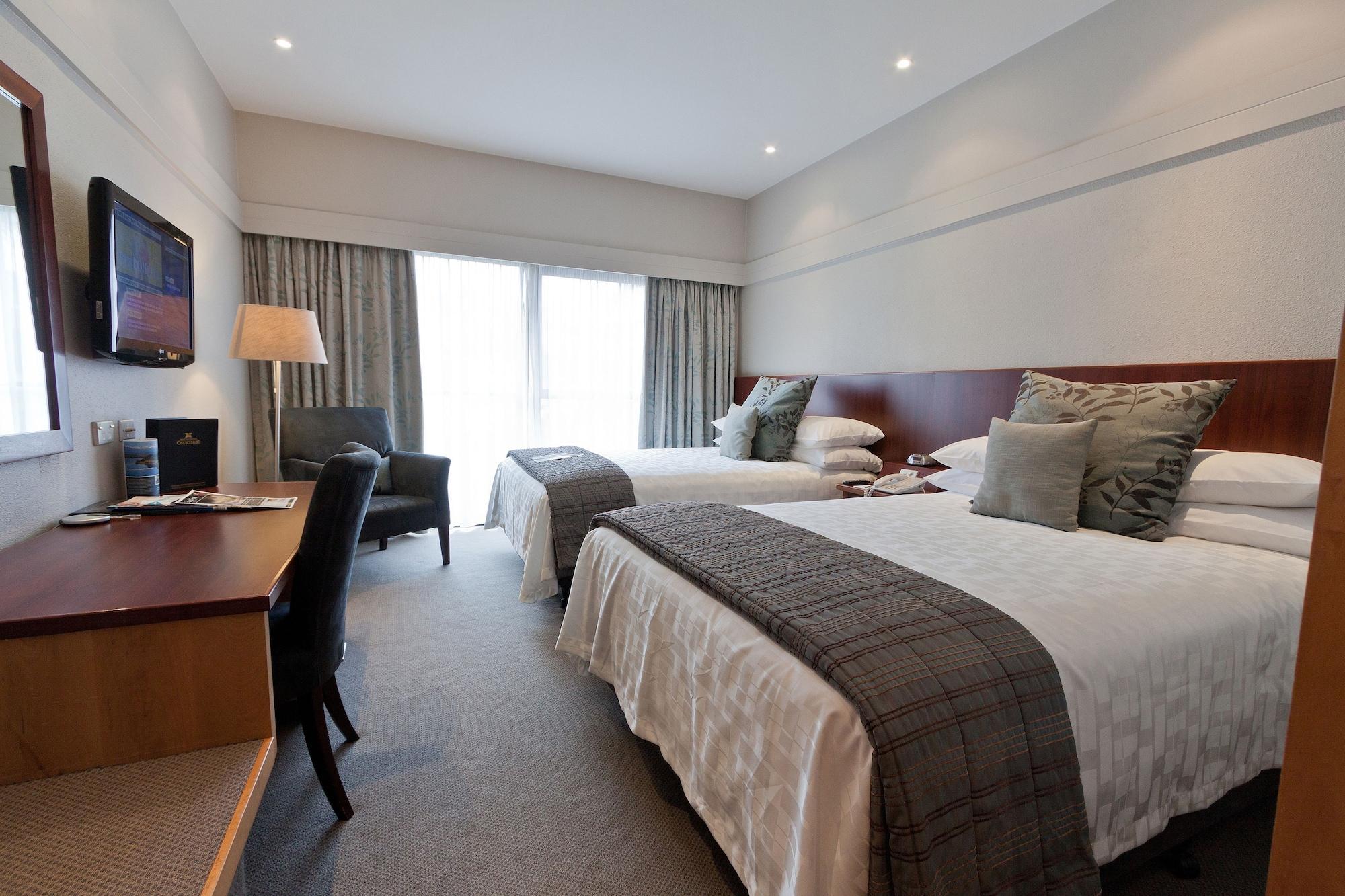 Cook Grand Chancellor Hotel