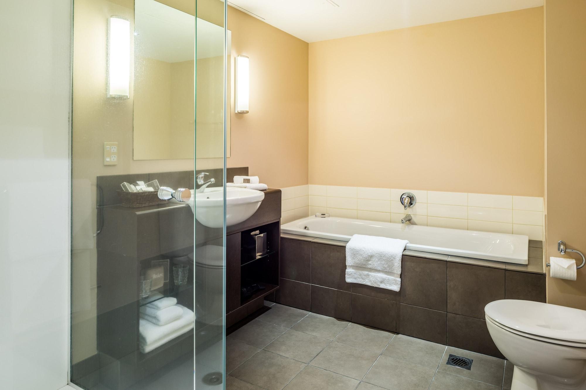 Bolton Hotel 5*