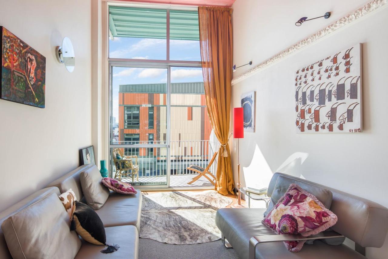 Apartment Seriously Cool Pad! *