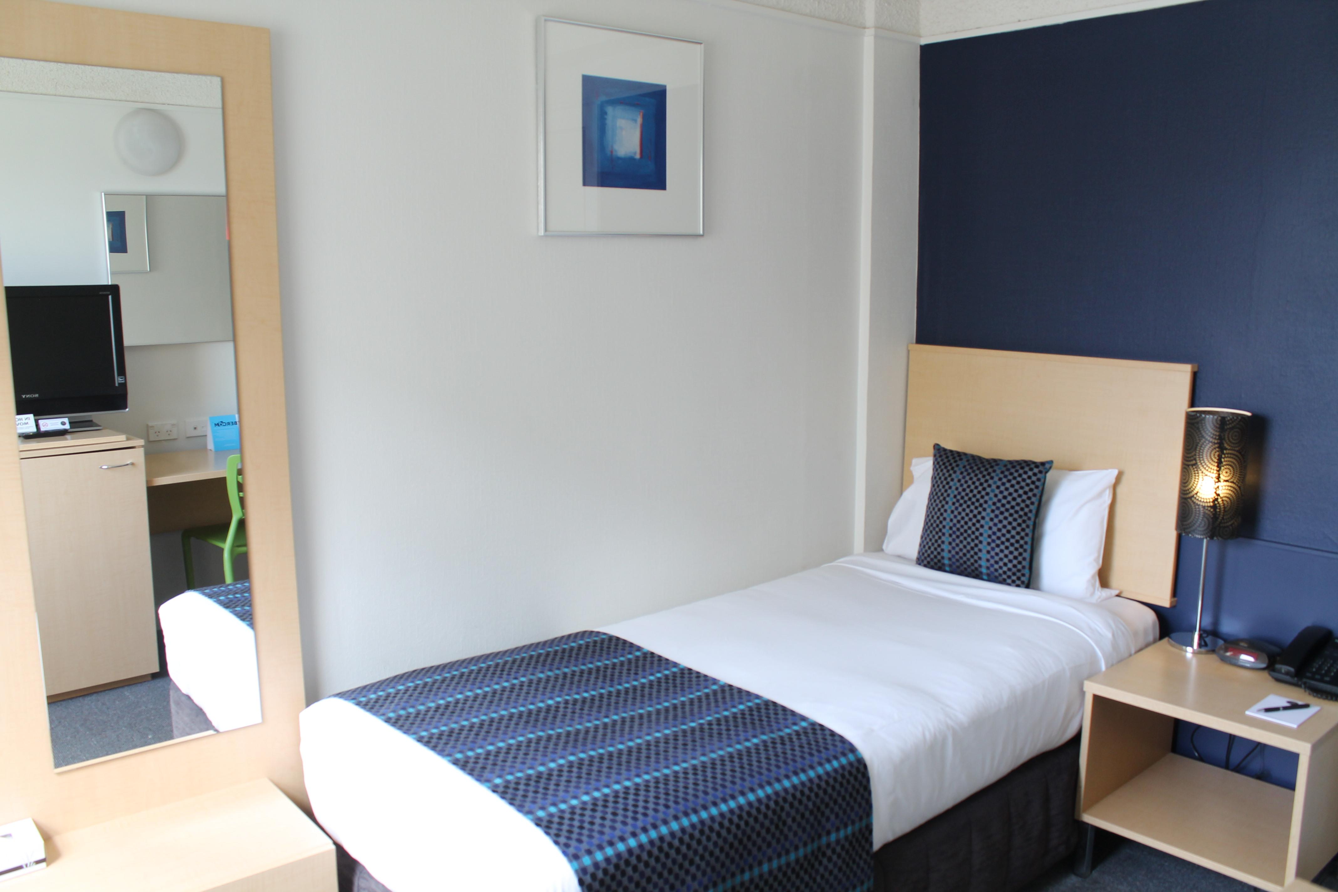 Willis 3* Wellington
