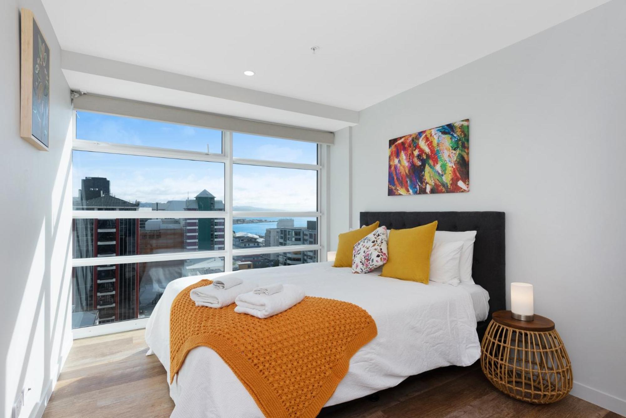 Apartment Pinnacles On Victoria St