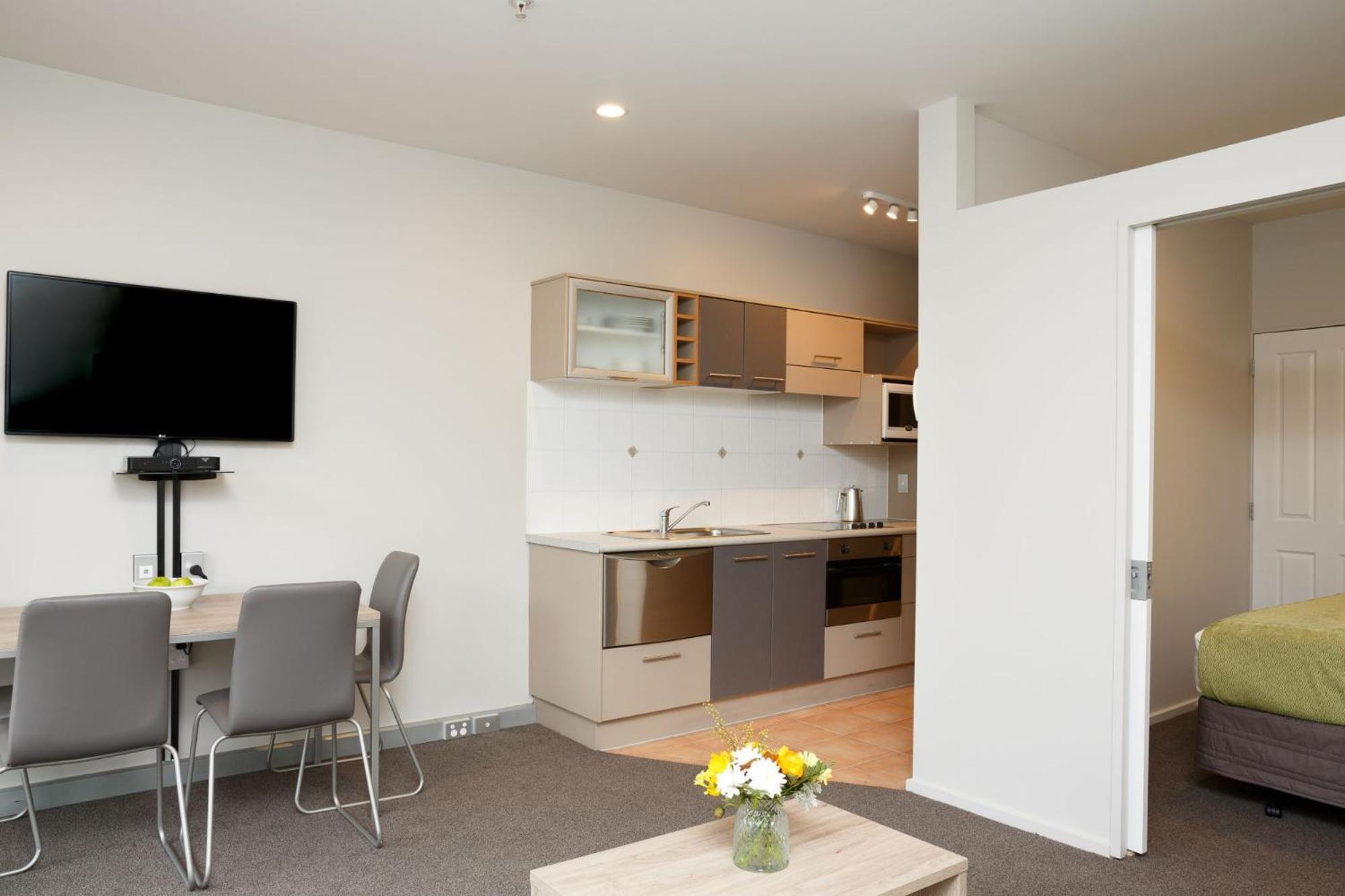 Quest Atrium Serviced 4*