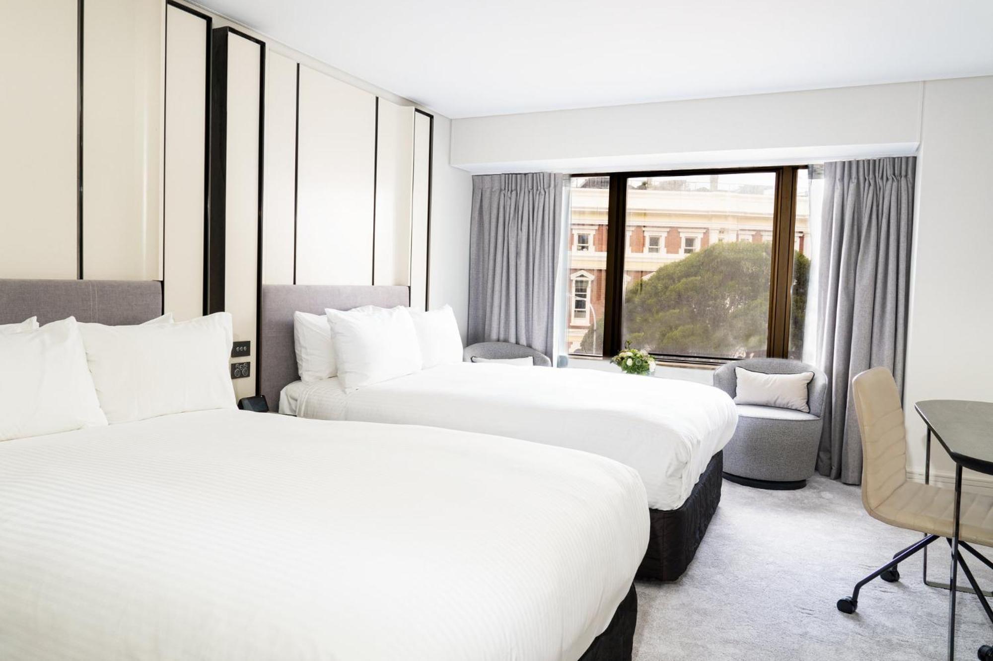 Intercontinental By Ihg 5*