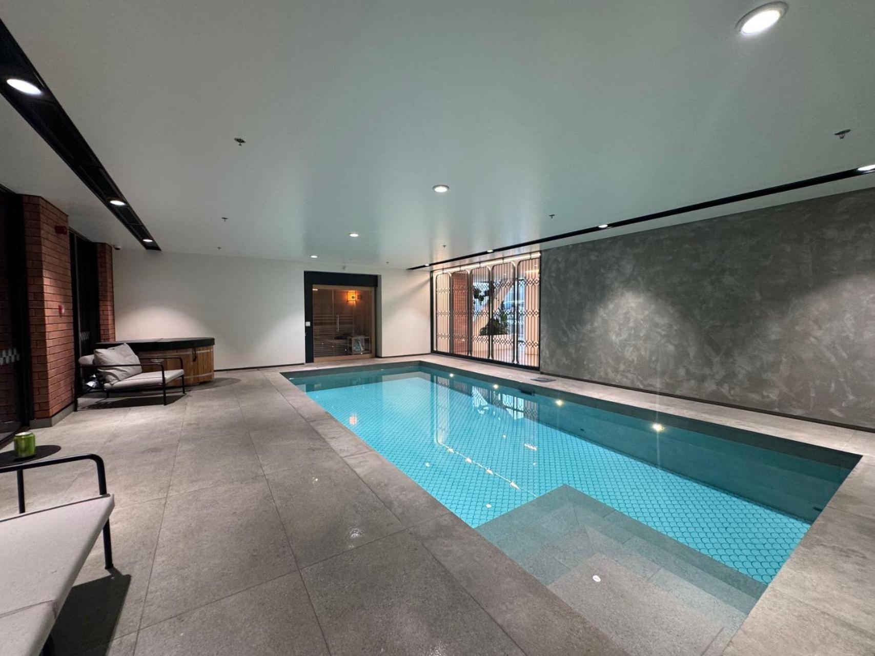 Fancy Stylish And New Apartment *