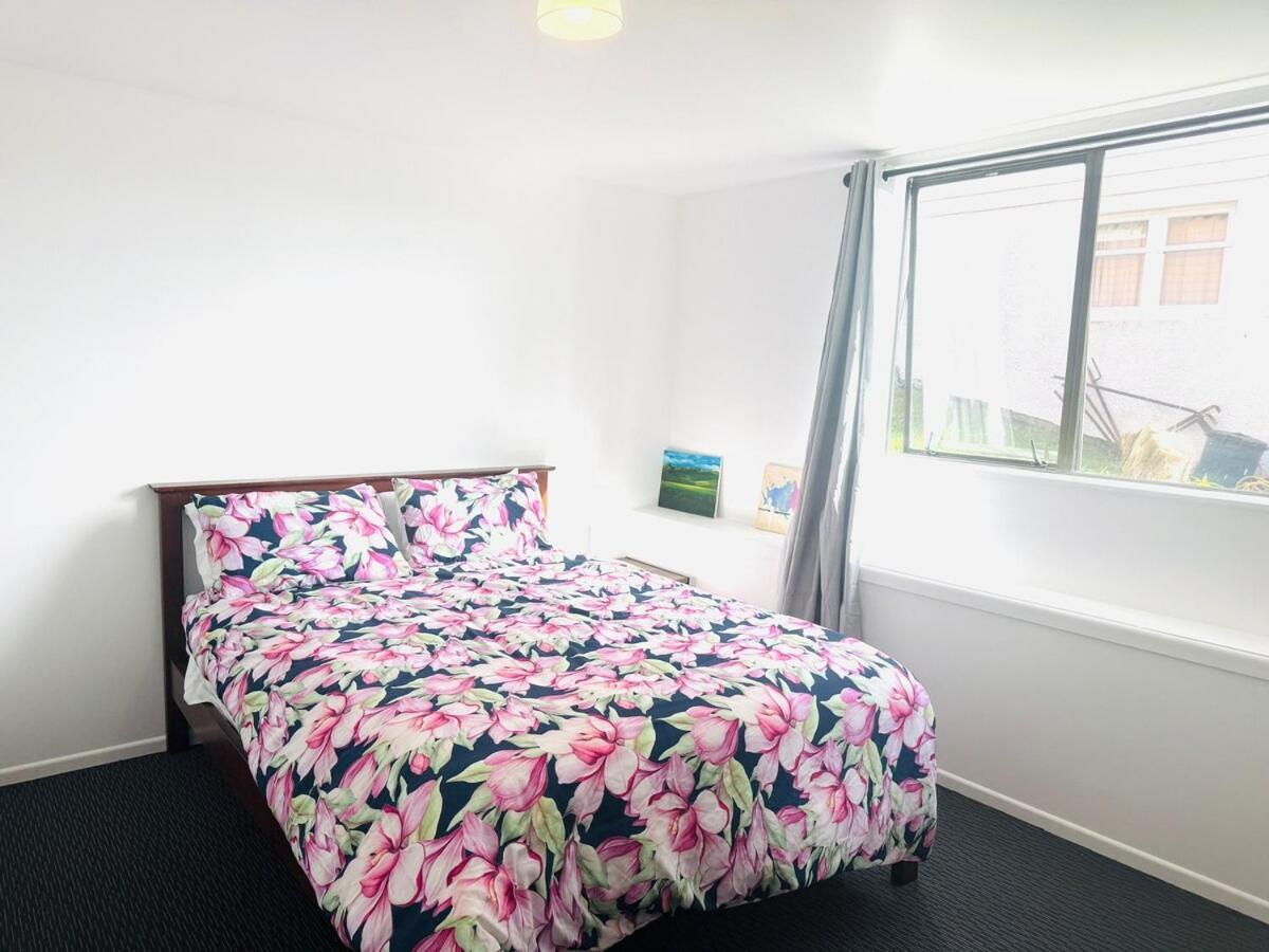 Comfy 2 Bedroom Flat, Close To Apartment