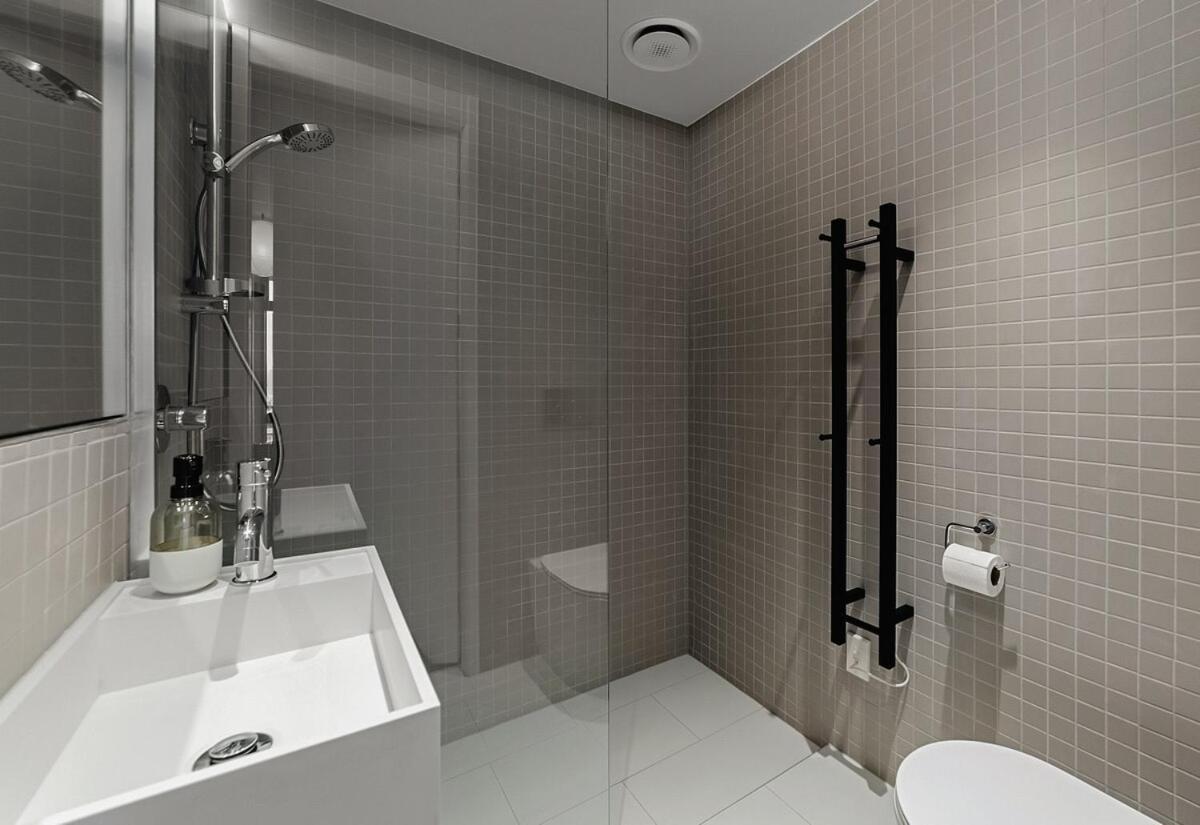 Apartment Contemporary *