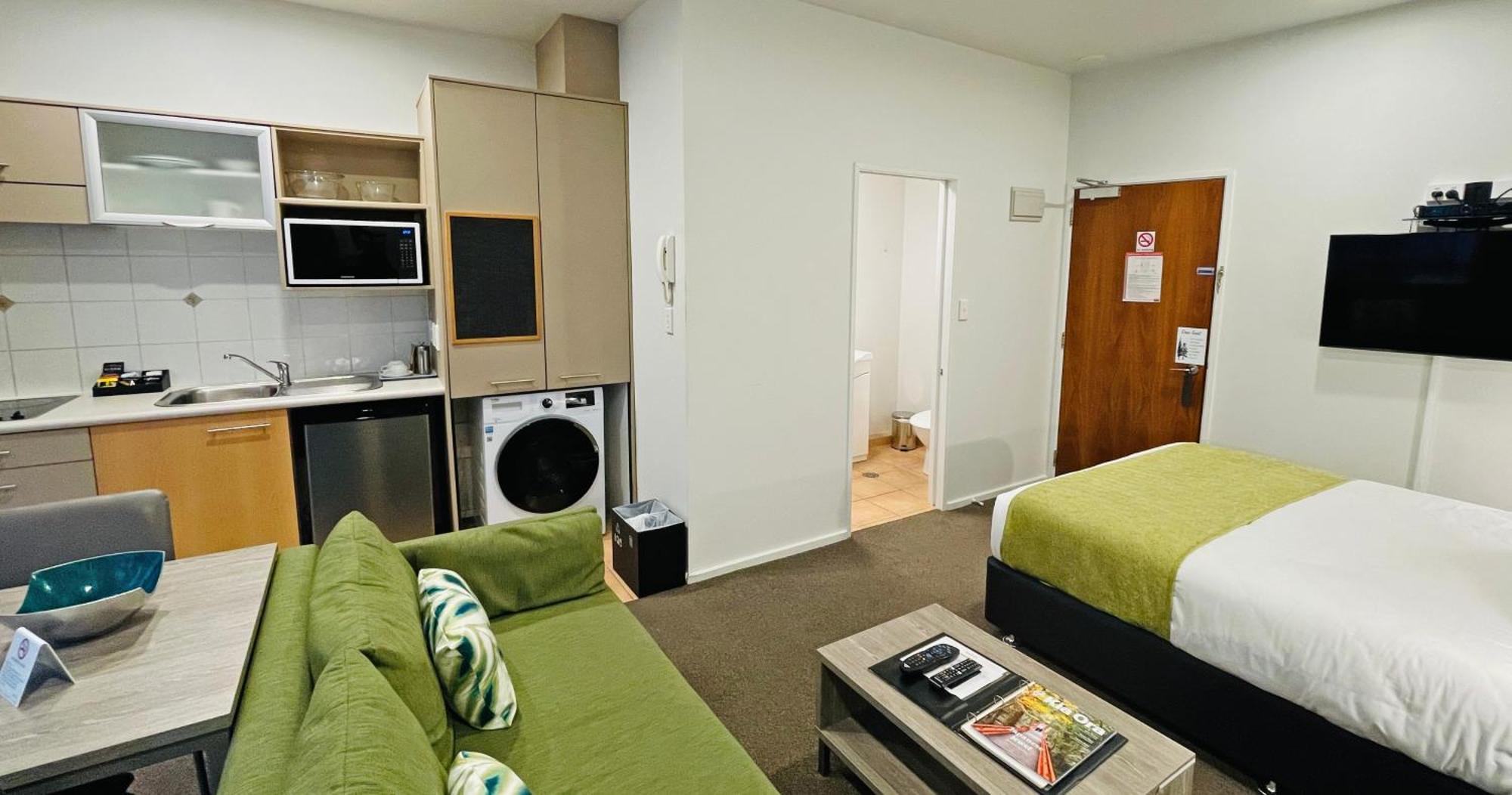 Quest Atrium Serviced 4*