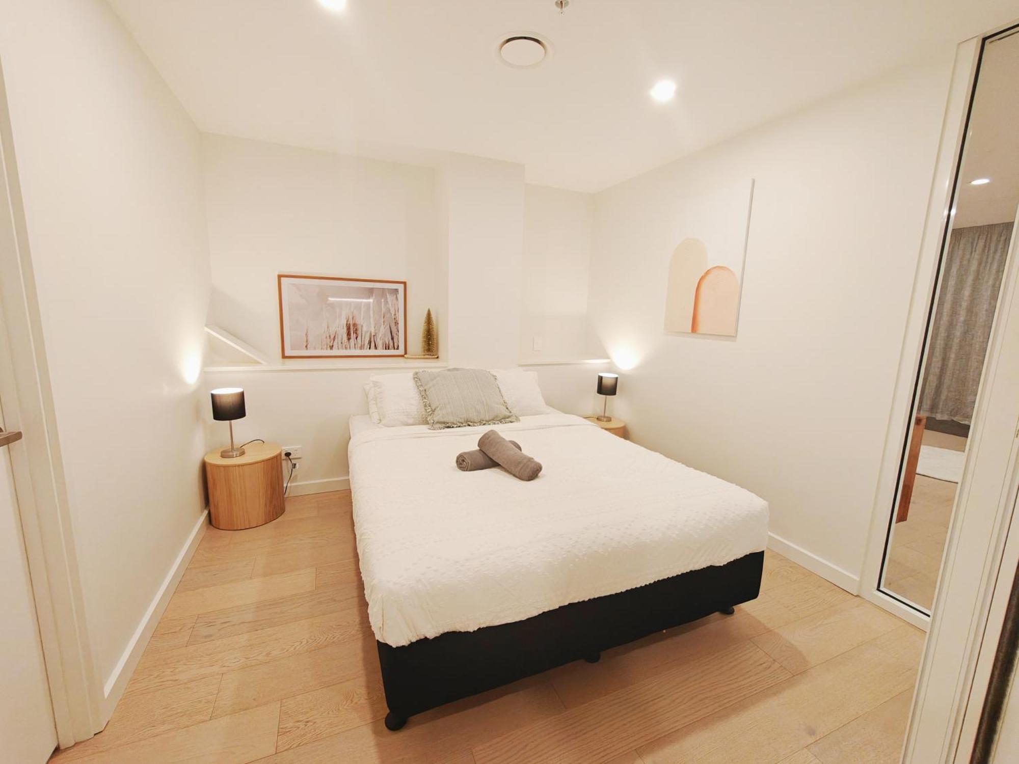 The Urban Nest 613 Apartment *