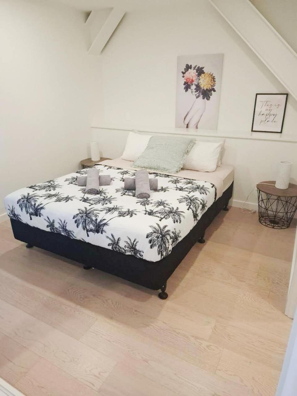 Fancy Stylish And New Apartment Wellington