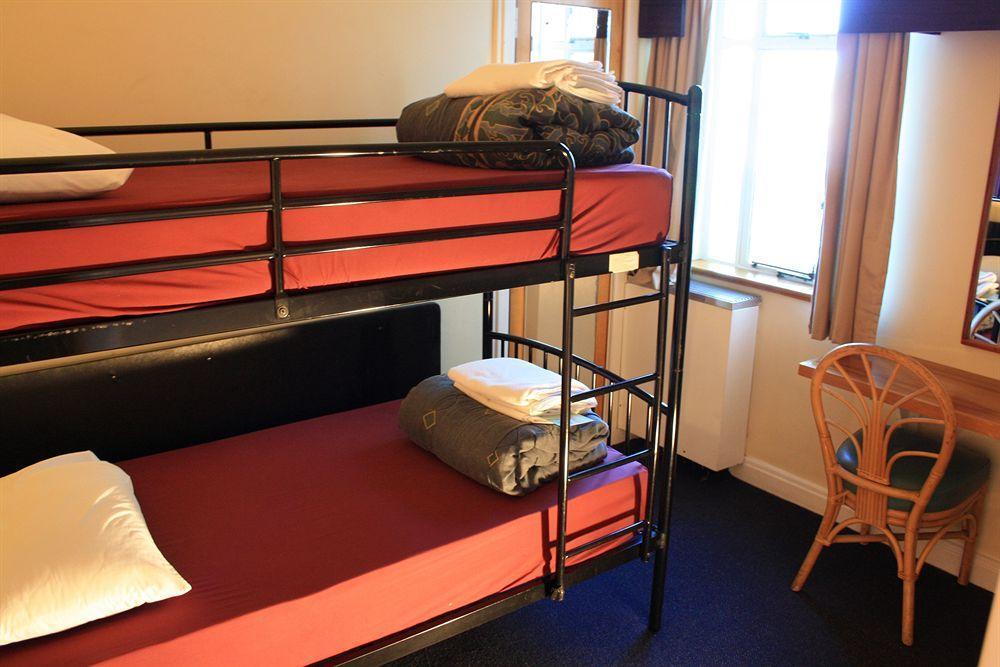 Waterloo & Backpackers Hostel *