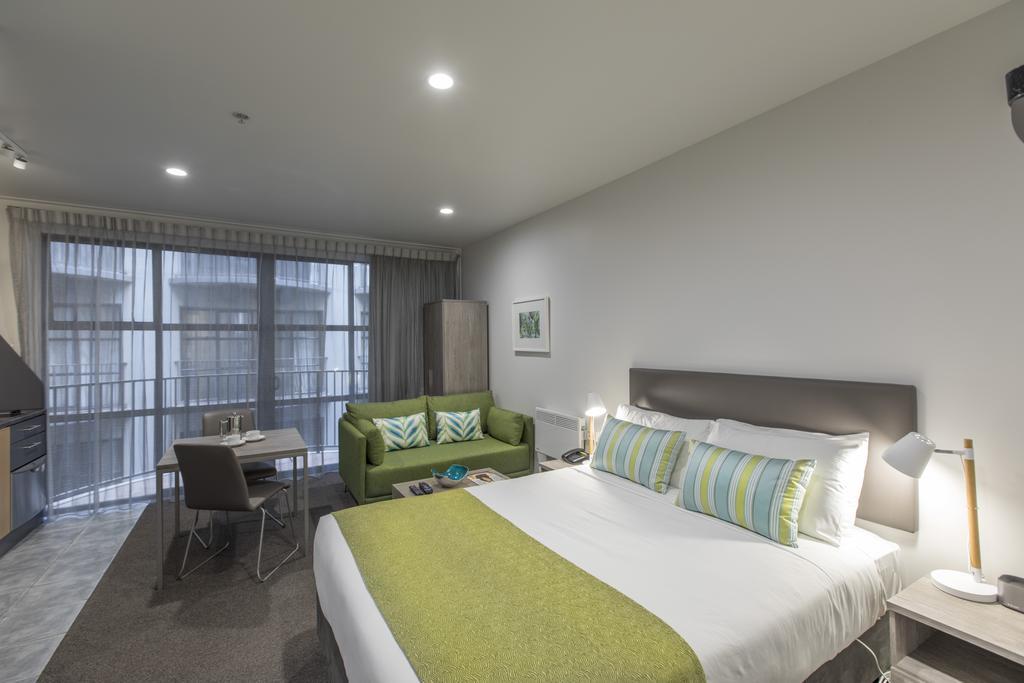 Quest Atrium Serviced 4*
