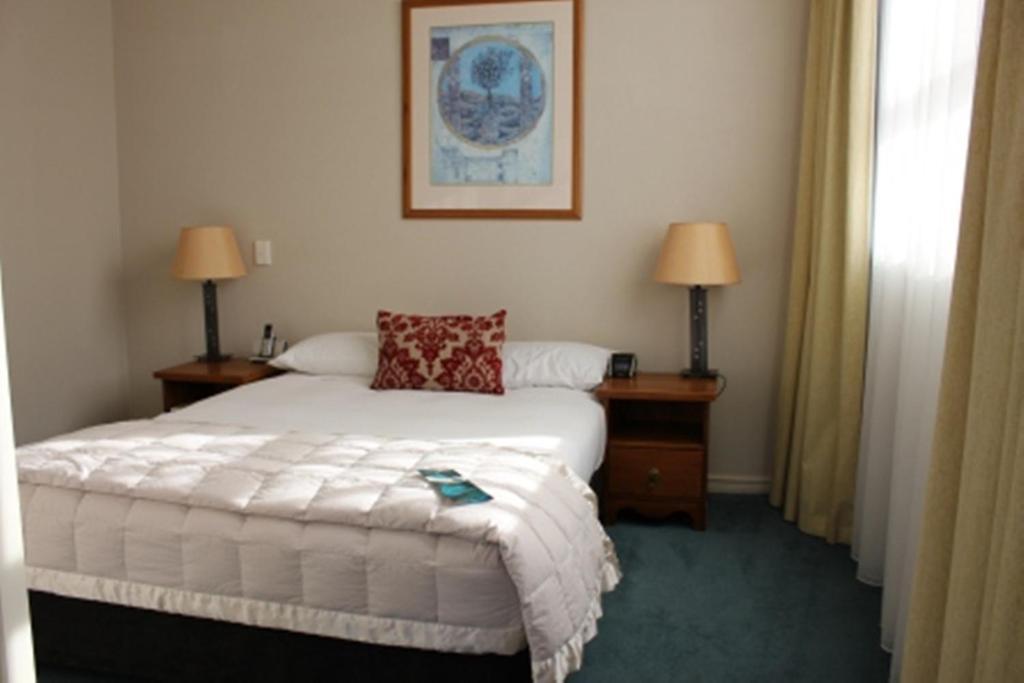Quest Aparthotel 4*