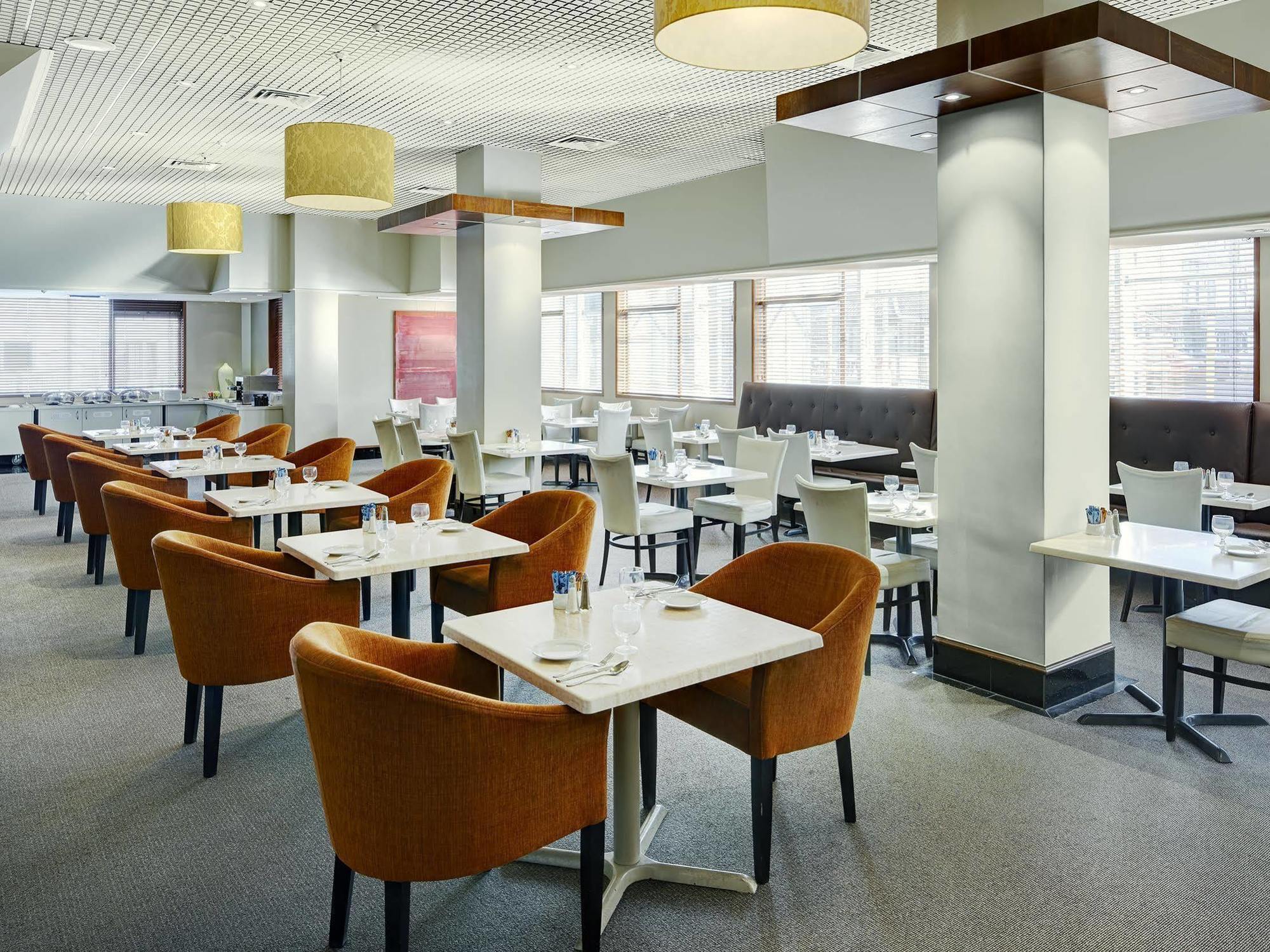 Willis Hotel