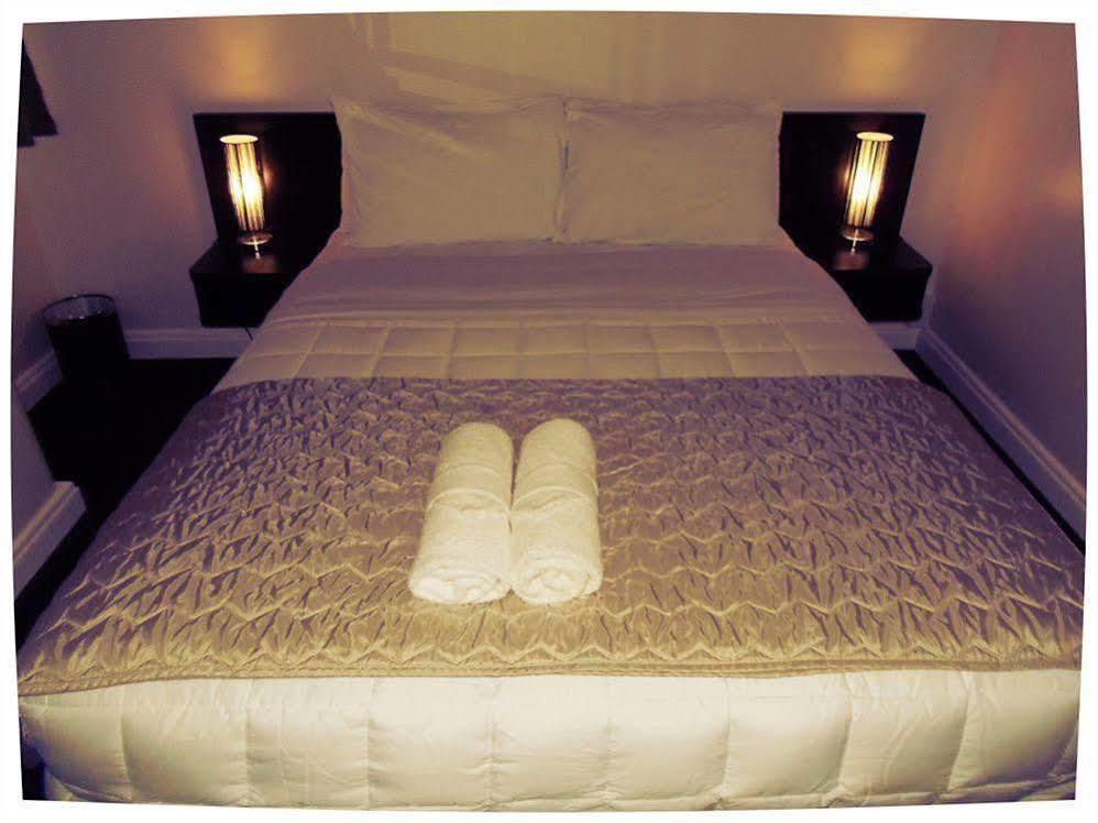 Waterloo & Backpackers Hostel