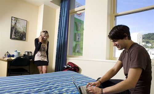 Hostel Haka House *