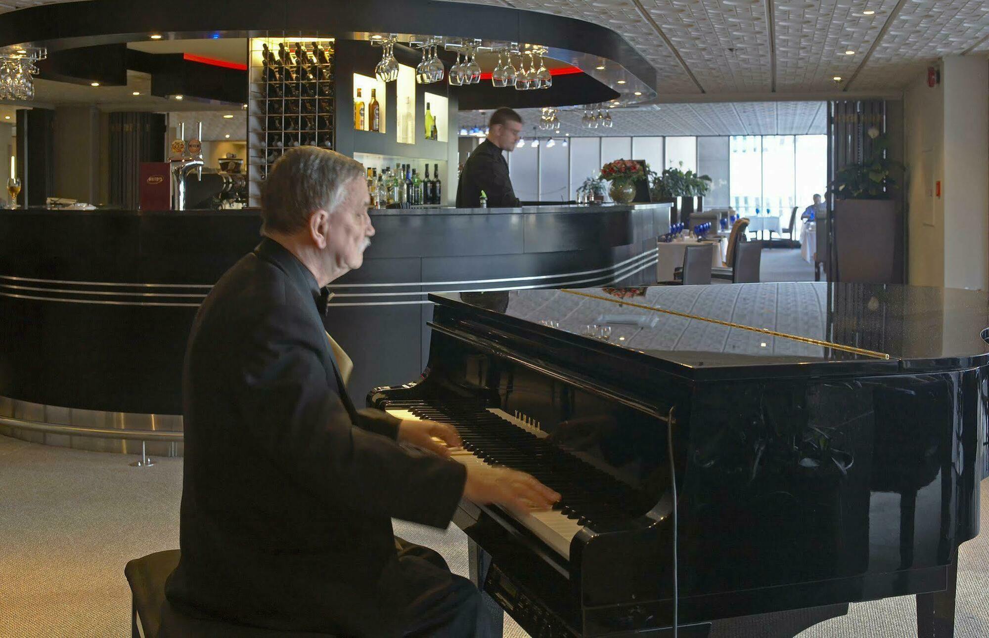 Hotel Cook Grand Chancellor