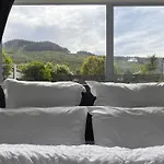 Hill View Abode Tawa