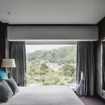 The Residence Suite At Bolton Hotel
