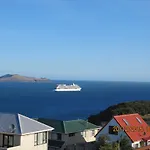 Pacific View Bed And Breakfast