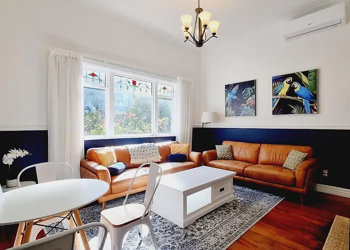 Blue Retreat Thorndon Ft Backyard And Fireplace Minutes To Cbd