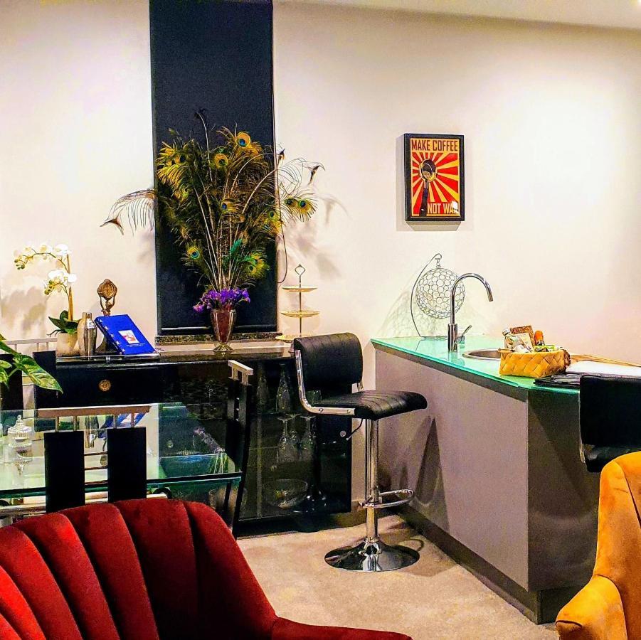 Apartment Prudence - Art Deco Luxury In Wellington's Best Location Wellington