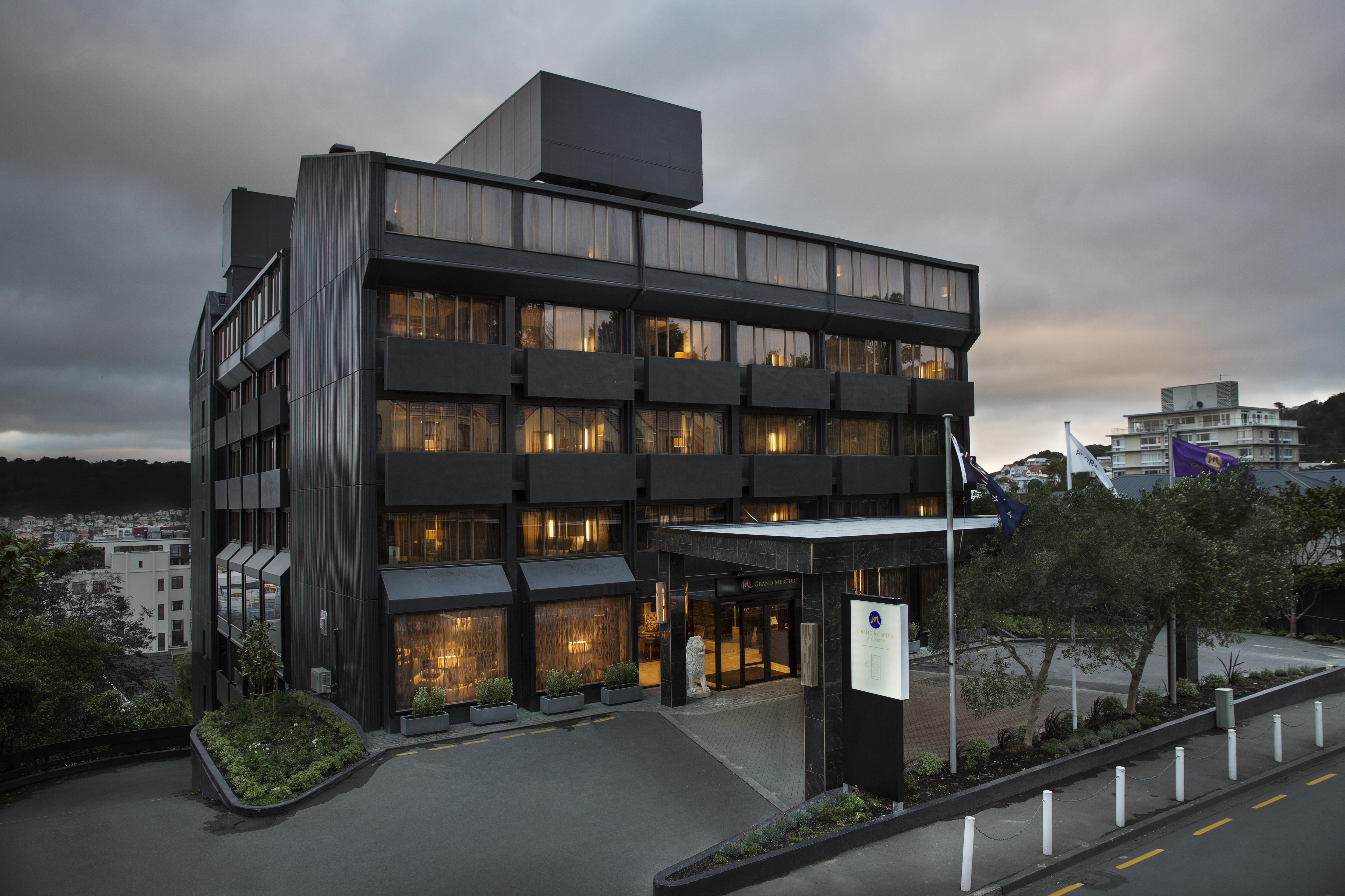 Hotel Moevenpick 5*