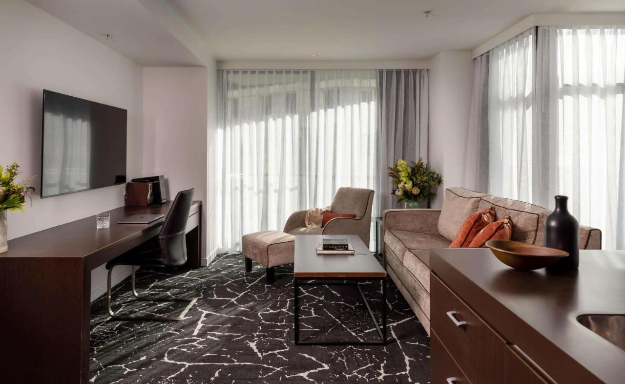 Rydges Hotel 4*