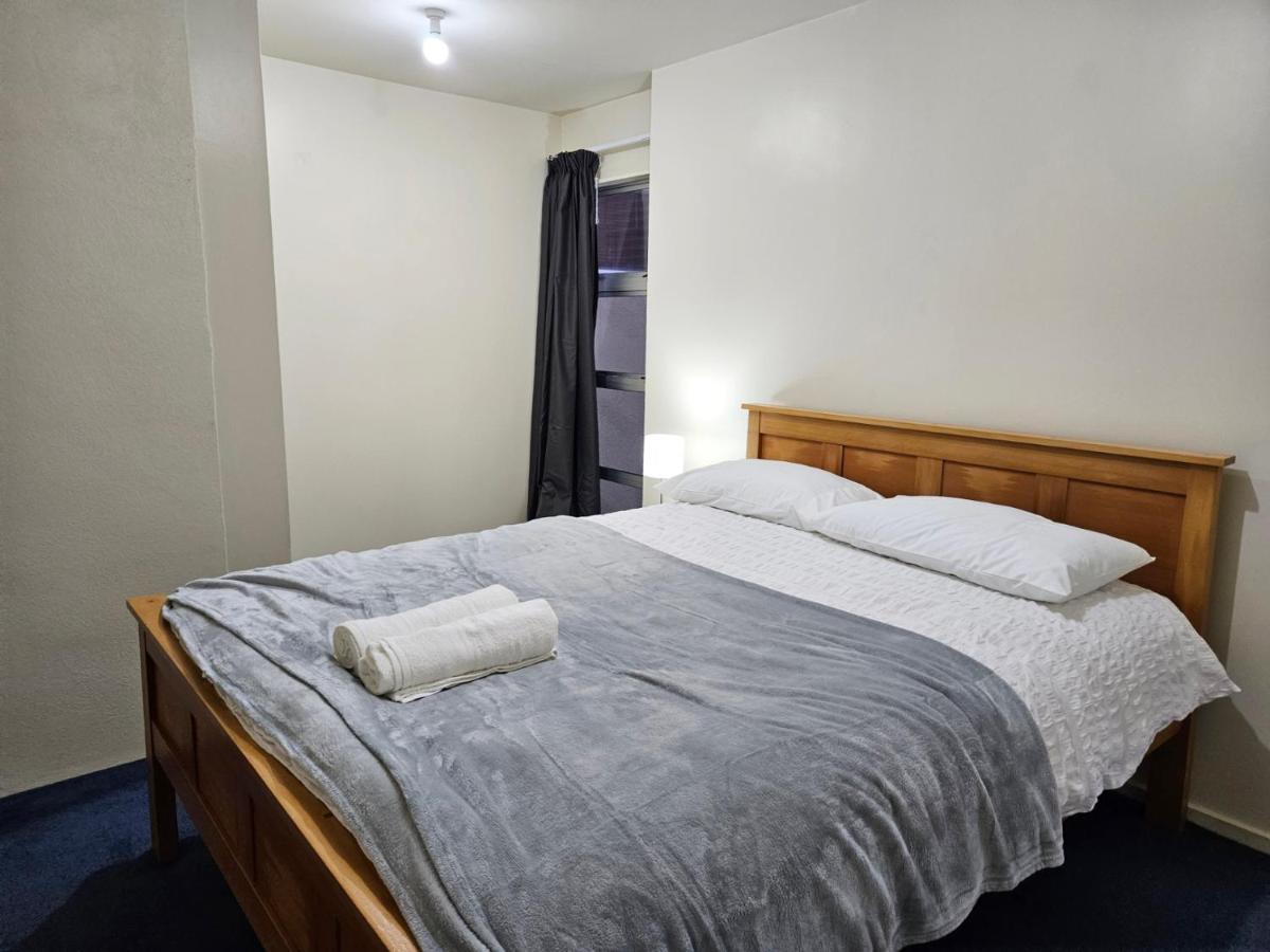 4 Bedrooms, Very Townhouse! Apartamento