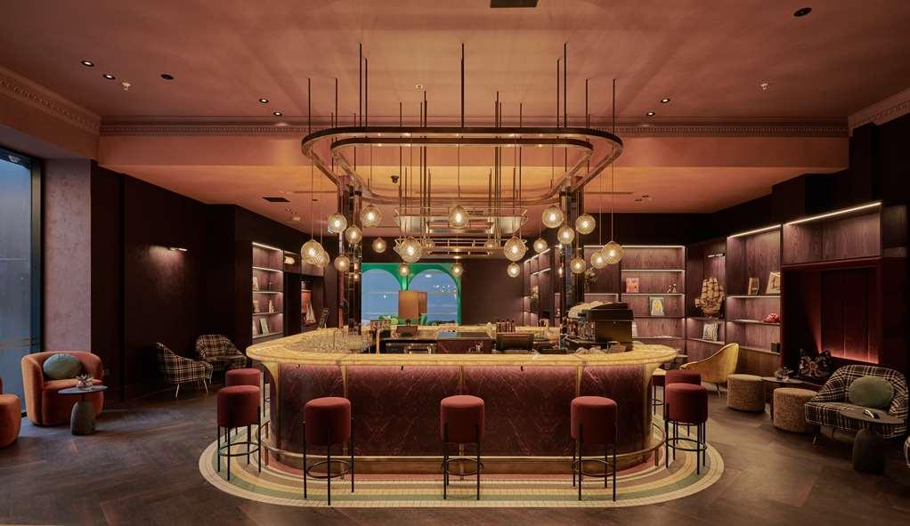 Naumi Hotel 4*