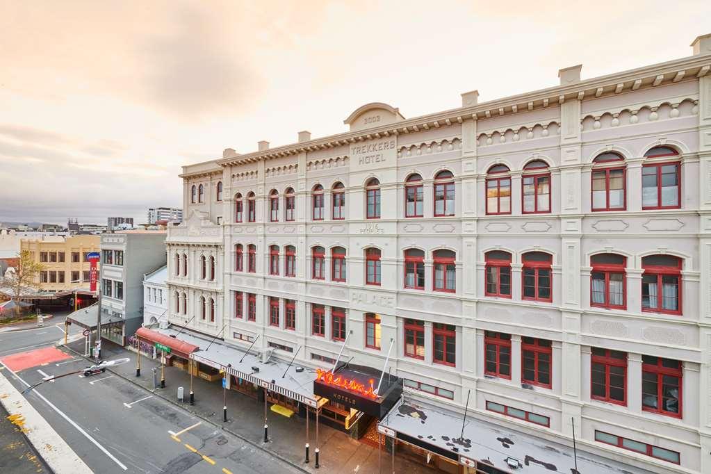Naumi 4* Wellington