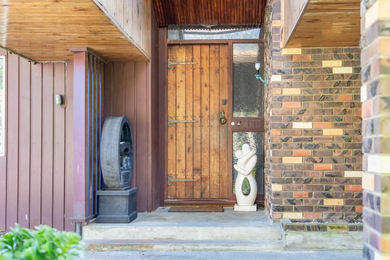 Eclectic 70s Mansion Wellington