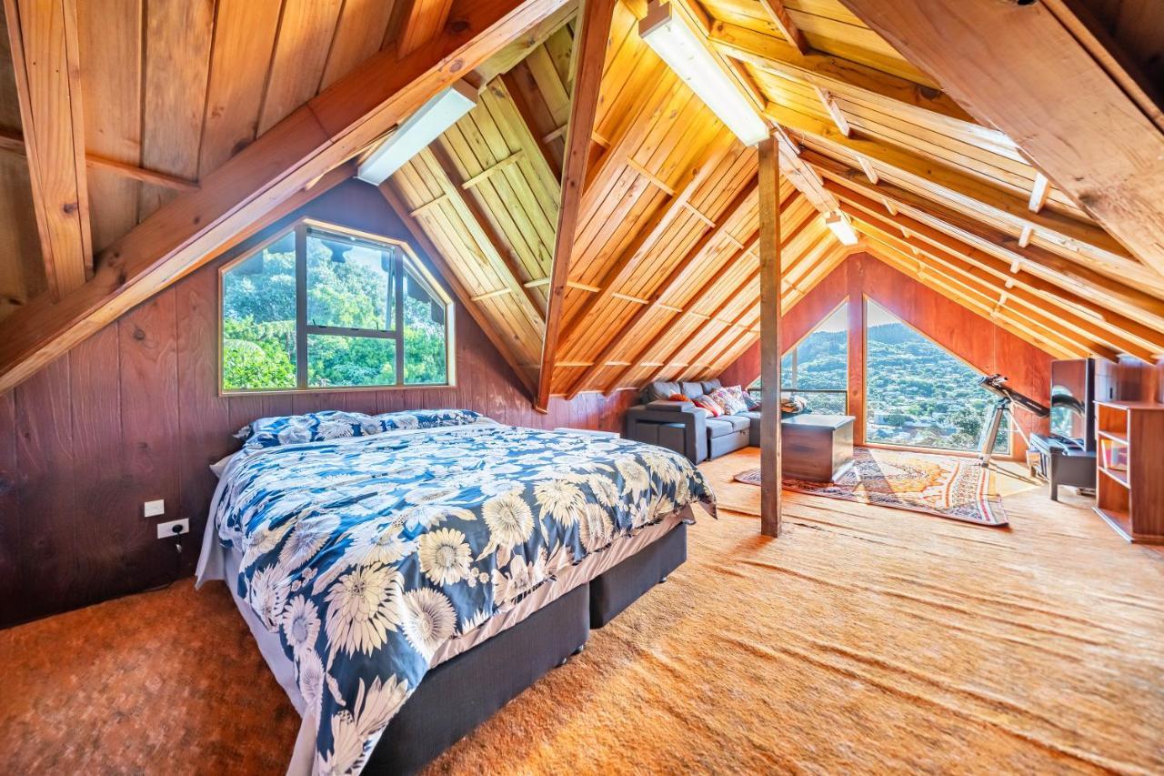 Eclectic 70s Mansion Wellington