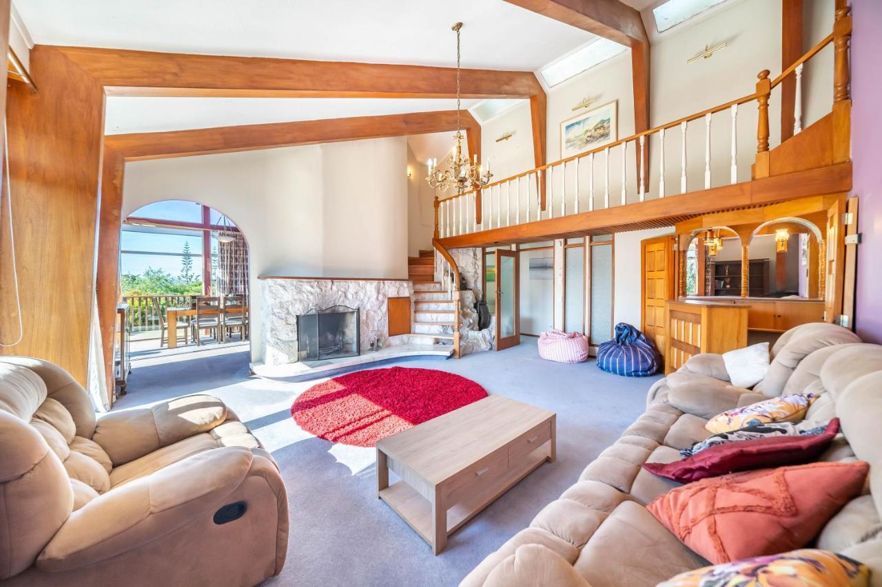 Holiday home Eclectic 70s Mansion