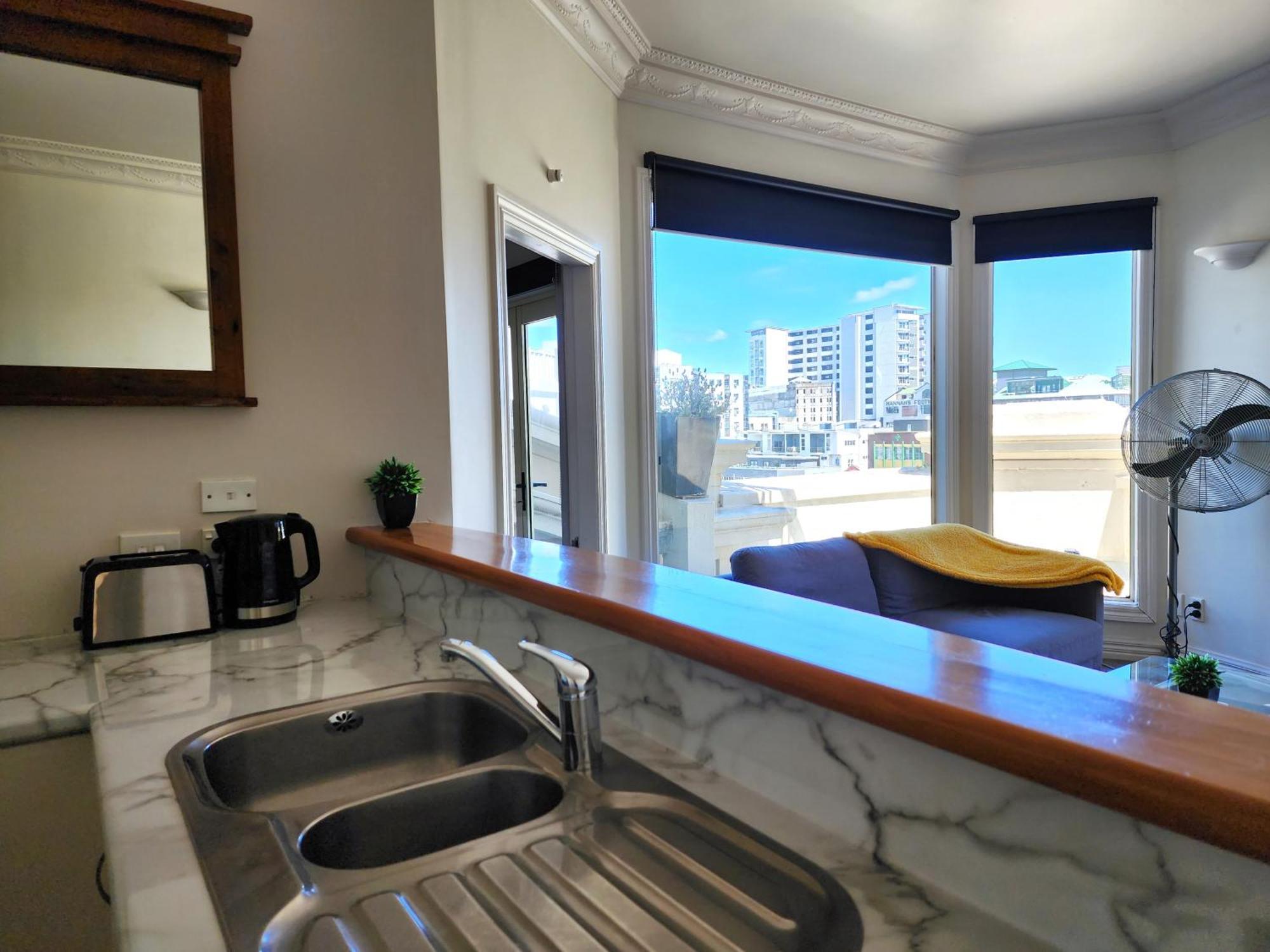 Apartment U On Manners *