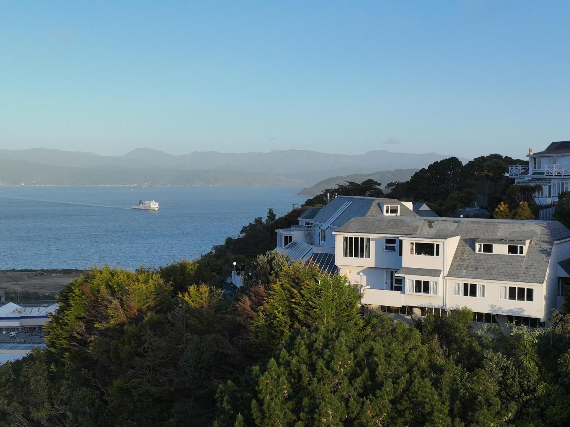 Harbour Lodge