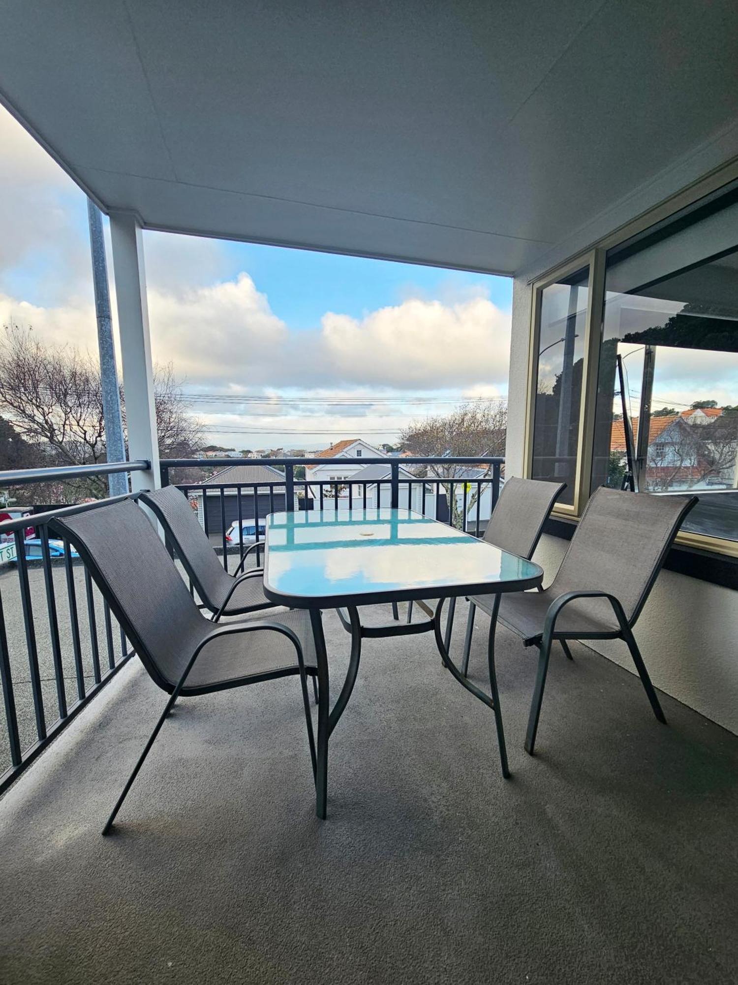 Light & Airy Heart Of Central Kelburn! Apartamento