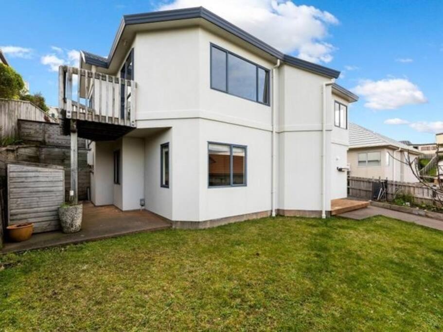 Scenic Haven Warm, Ethnic Charm Wellington