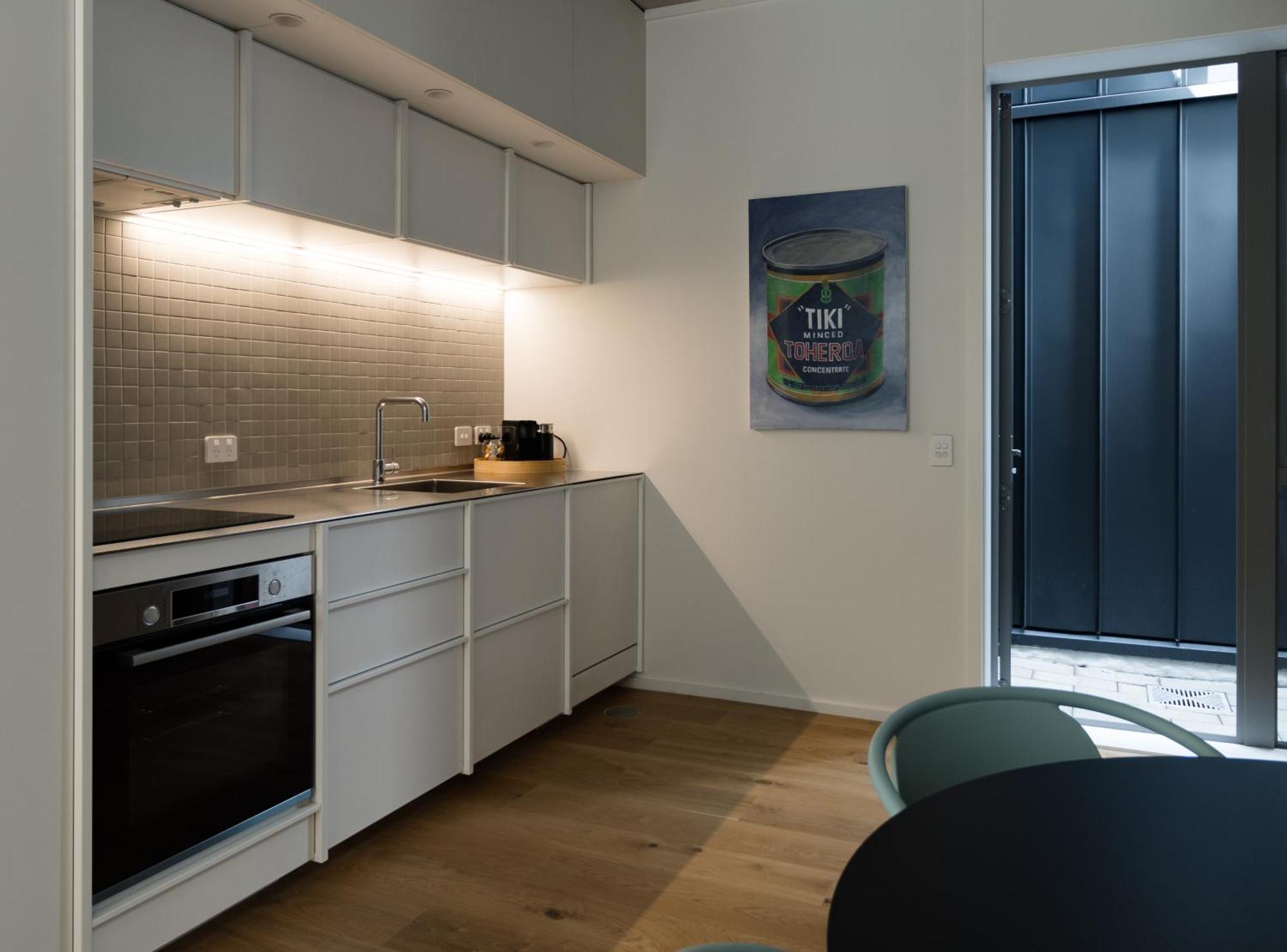 Apartment Central & Stylish Townhouse W Parking Option Wellington