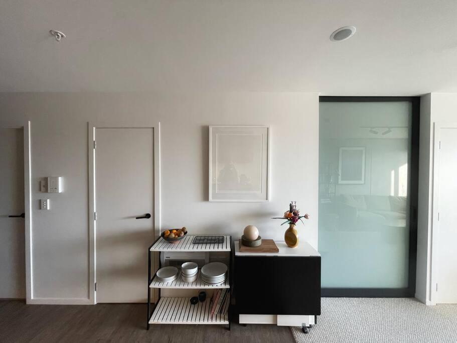 Modern Two Bedroom With Free Parking Apartment Wellington