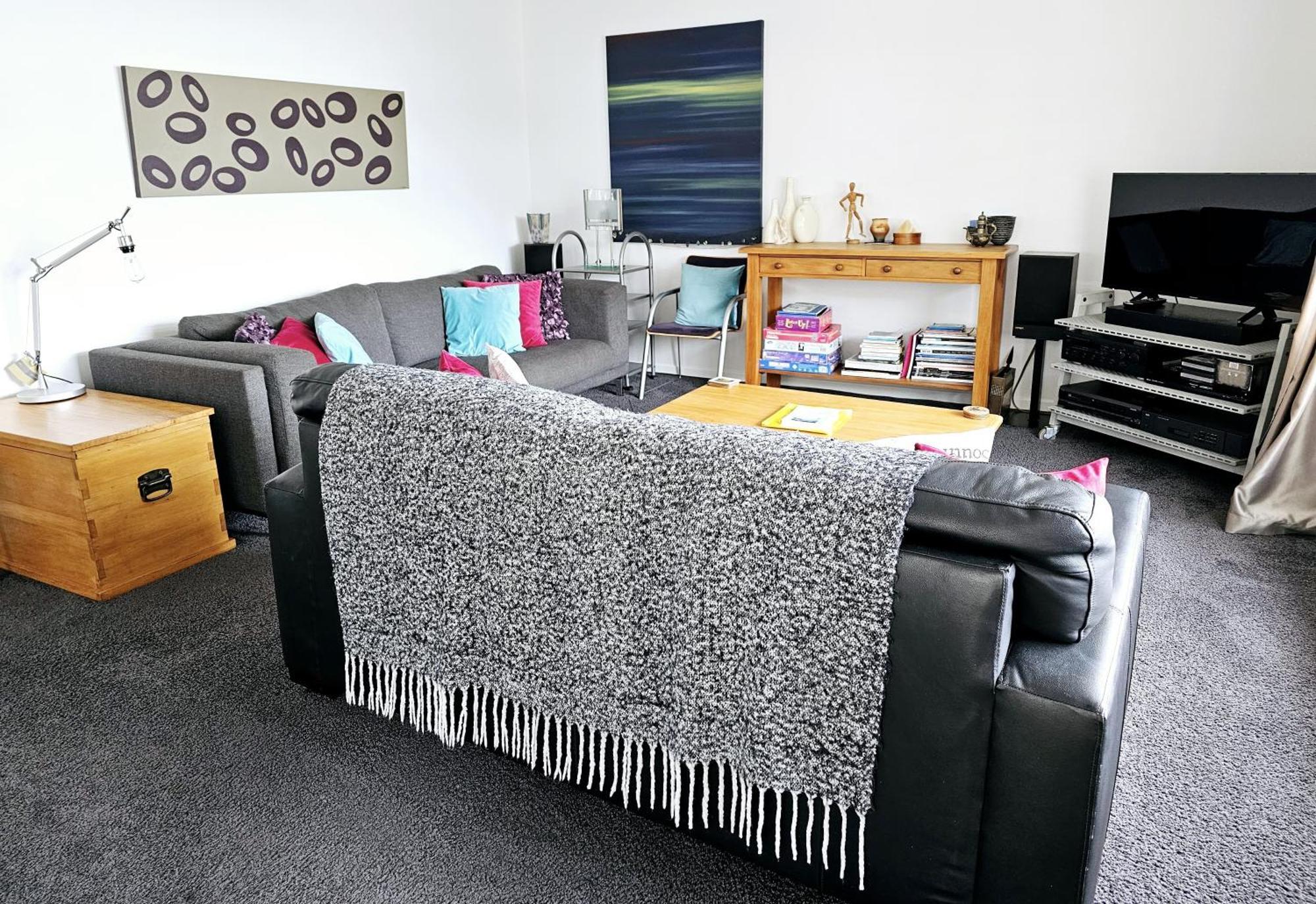 Ideal Location For Groups, Family, Friends Or Work Villa Wellington