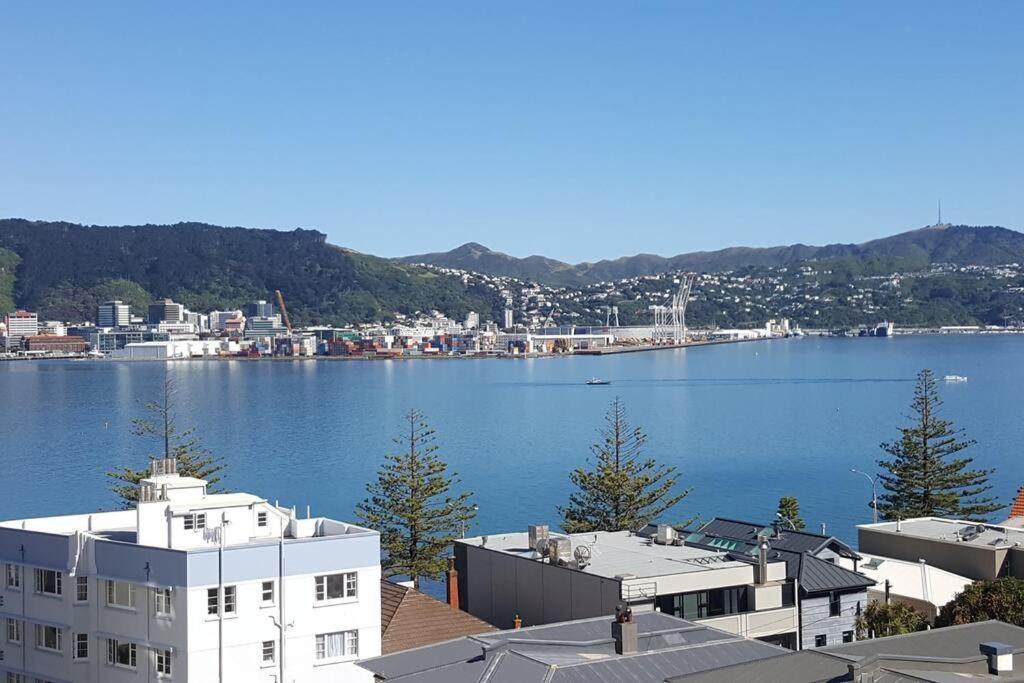 Ideal Location For Groups, Family, Friends Or Work * Wellington