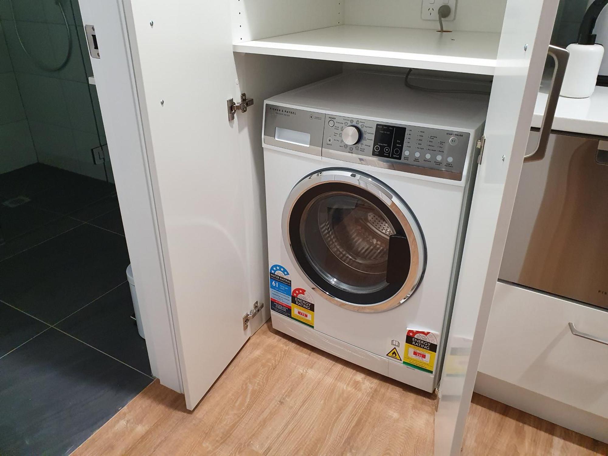 Newly Built 1 Bedroom Unit In Khandallah * Wellington