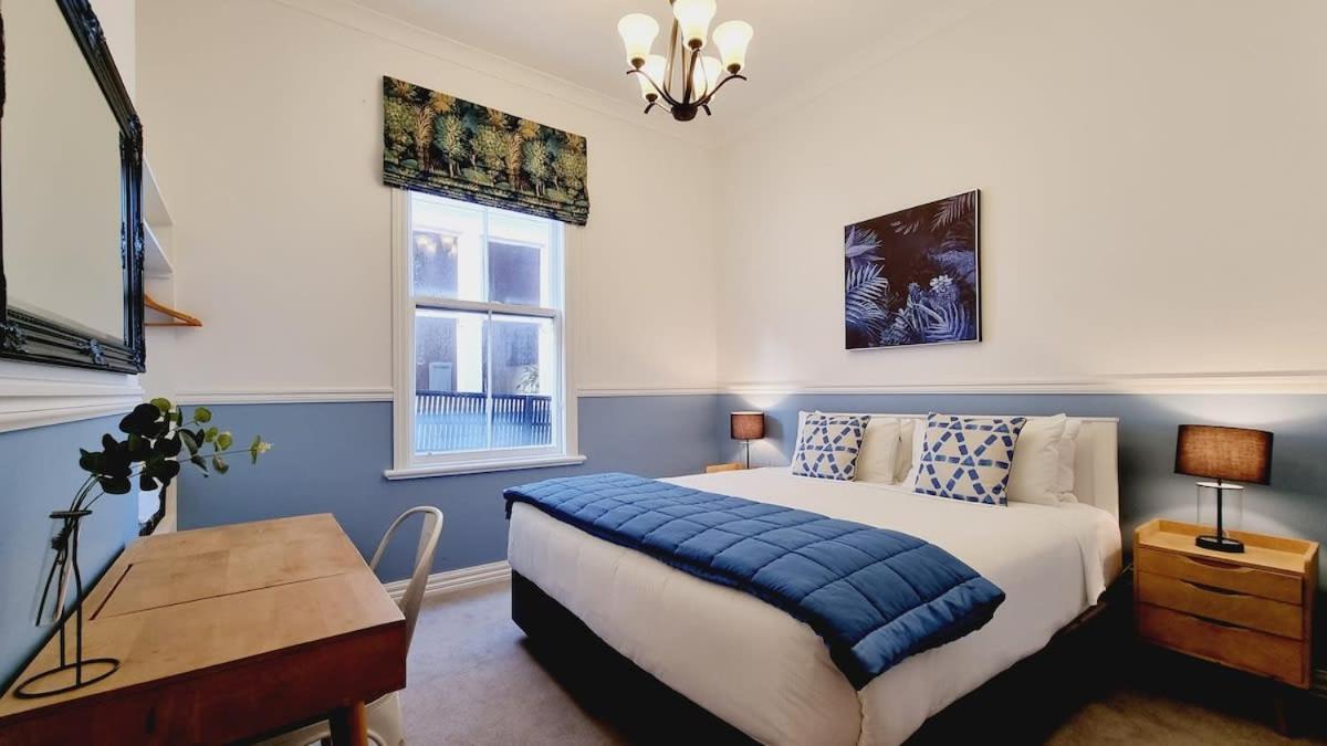 Blue Retreat Thorndon Ft Backyard And Fireplace Minutes To Cbd Wellington